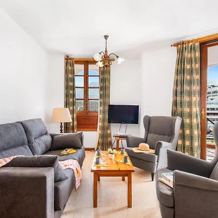 665 Parque Santiago 2, Sea Front, Wifi Apartment