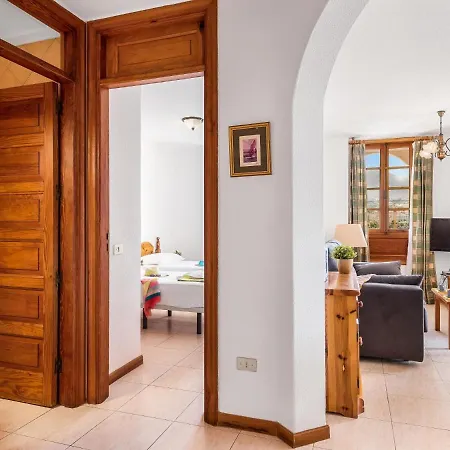 Apartment 665 Parque Santiago 2, Sea Front, Wifi Playa de las Americas (Tenerife)